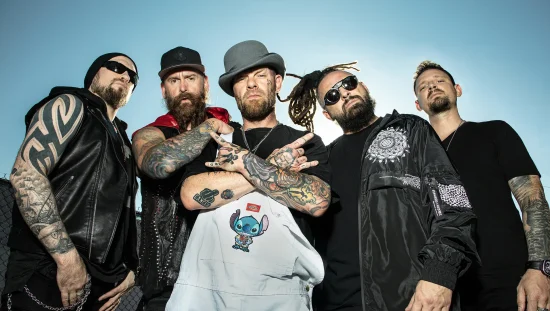 Five Finger Death Punch lança novo single “Eye Of The Storm”