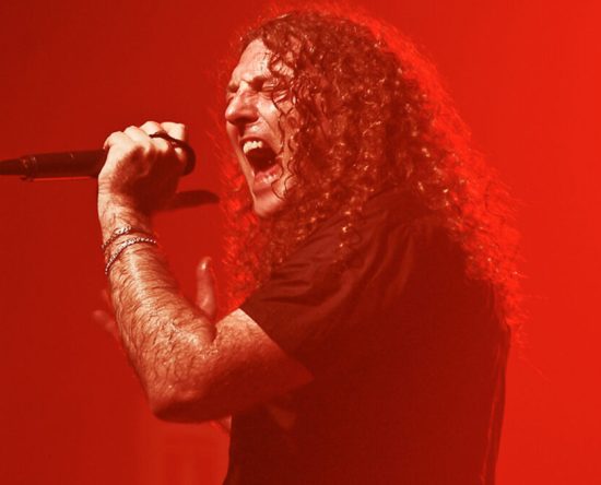 fabio-lione-anuncia-nova-turne-pelo-brasil-com-shows-entre-julho-e-agosto-de-2026
