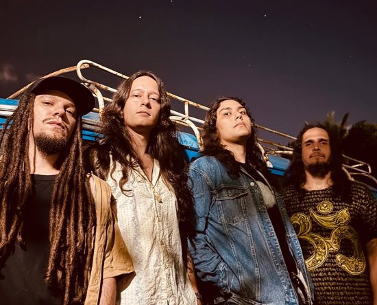 riff-master-fest-2026-reune-caixao-sabbathage-e-desert-vultures-em-noite-dedicada-ao-rock-psicodelico