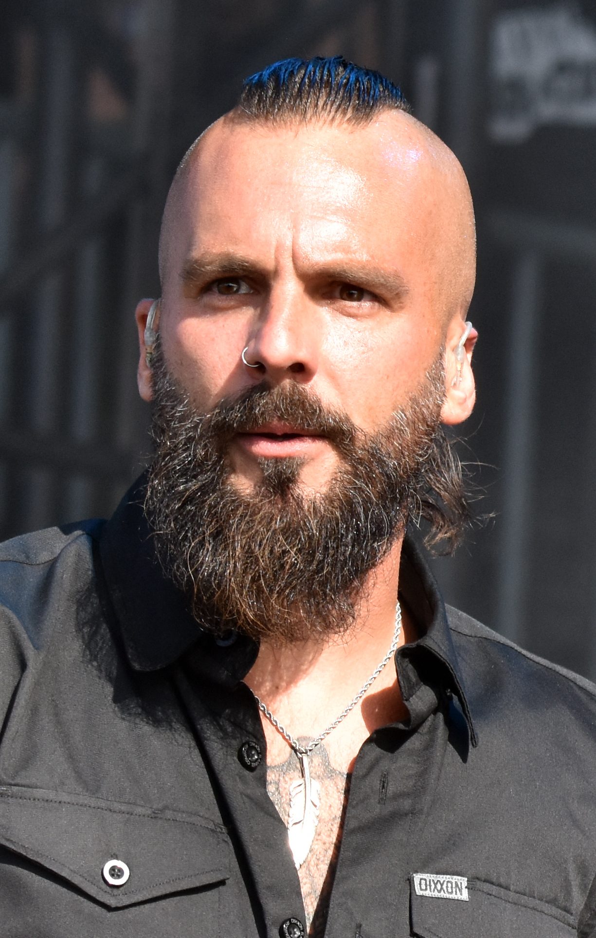 jesse-leach-vocalista-do-killswitch-engage-diz-que-nao-se-considera-mais-cristao-e-adota-visao-espiritual-sobre-a-fe