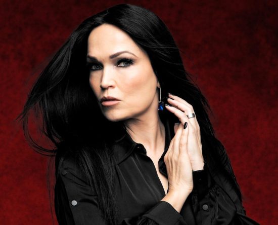 tarja-turunen-relembra-saida-do-nightwish-e-diz-que-nao-voltaria-para-a-banda-nao-eram-tempos-bons