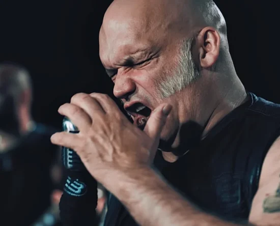 blaze-bayley-ex-vocalista-do-iron-maiden-tentara-marcar-presenca-na-cerimonia-do-rock-and-roll-hall-of-fame