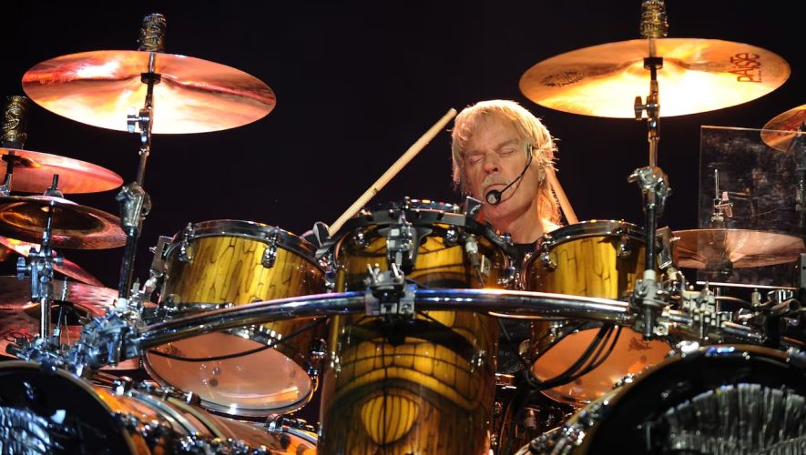 Baterista do ZZ Top Frank Beard, morre aos 77 anos